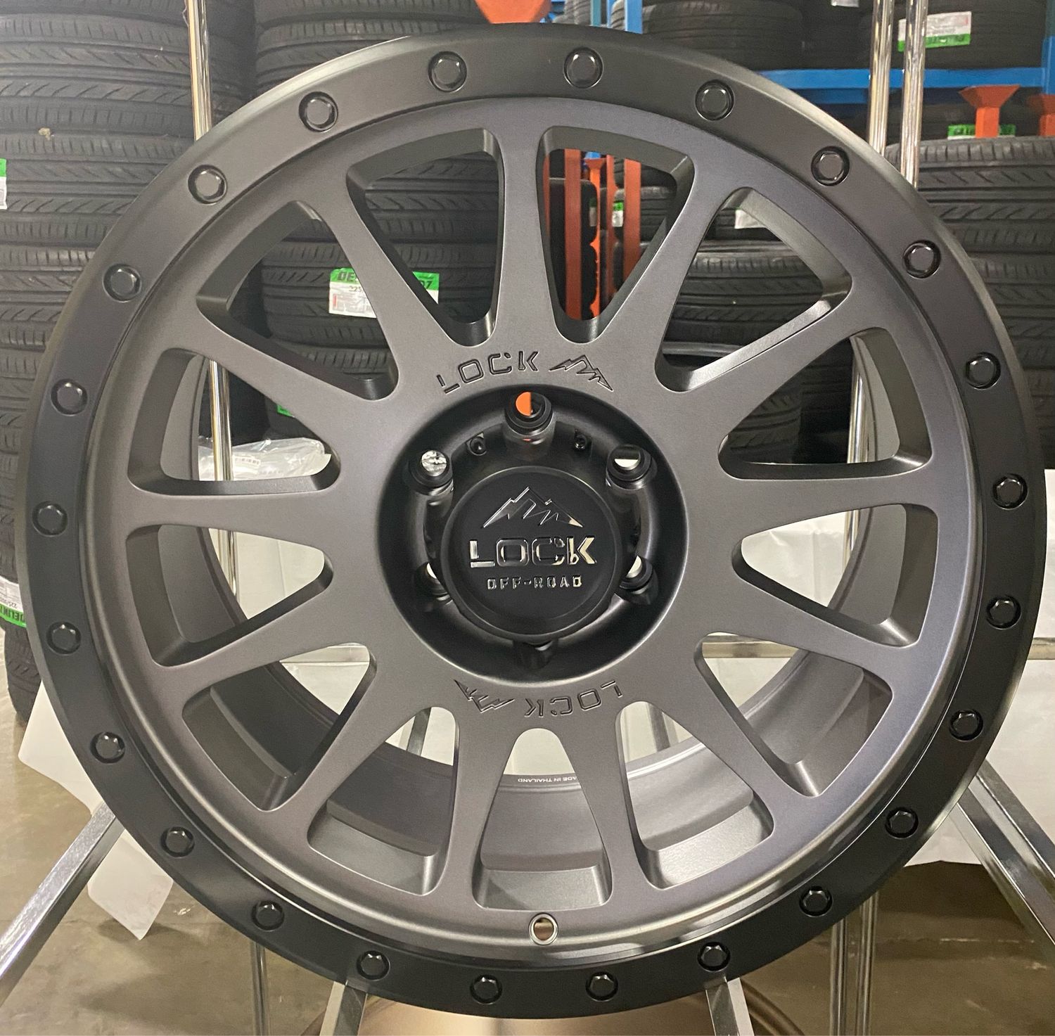 LOCK OFF-ROAD YOSEMITE Wheels ( MATTE GRAY W/MATTE BLACK RING)