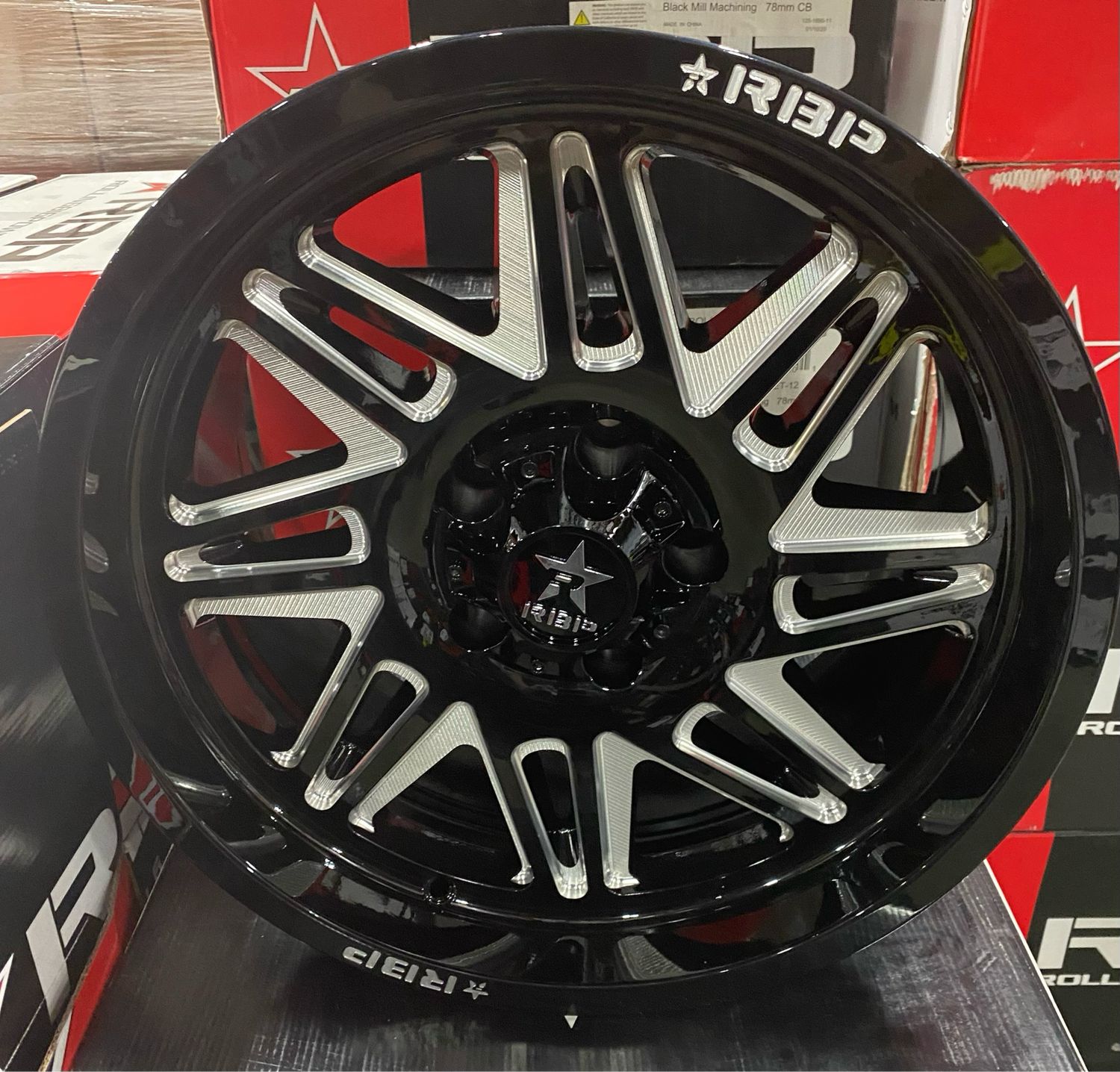 RBP 82R FALCON (GLOSS BLACK MILLED)