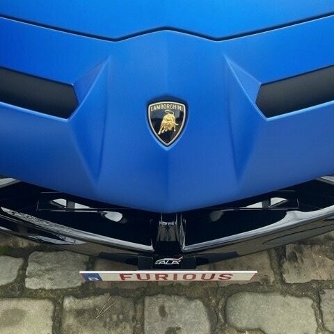 How to fit a front license plate to a Lamborghini Aventador