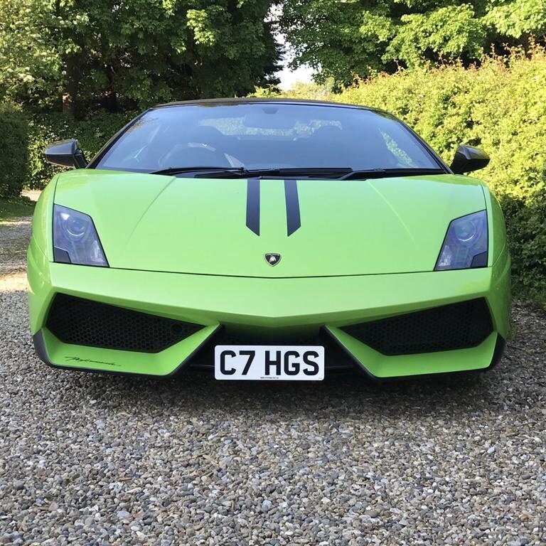 How to fit a front license plate onto a Lamborghini