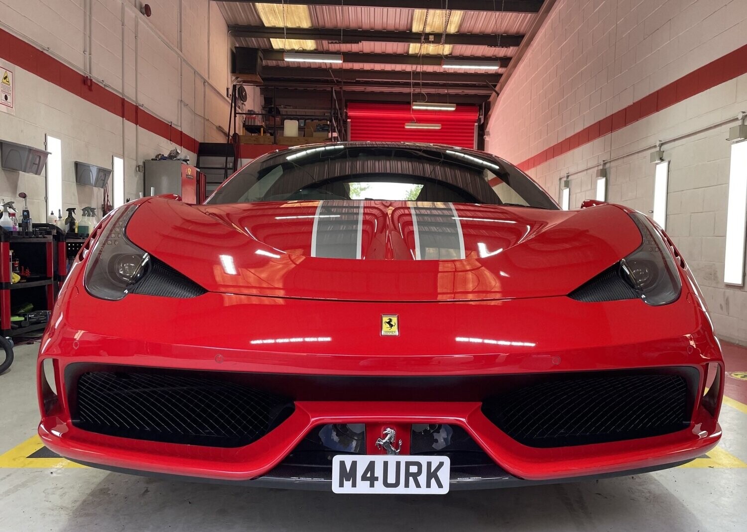 Ferrari 458 Speciale front license plate Plinth