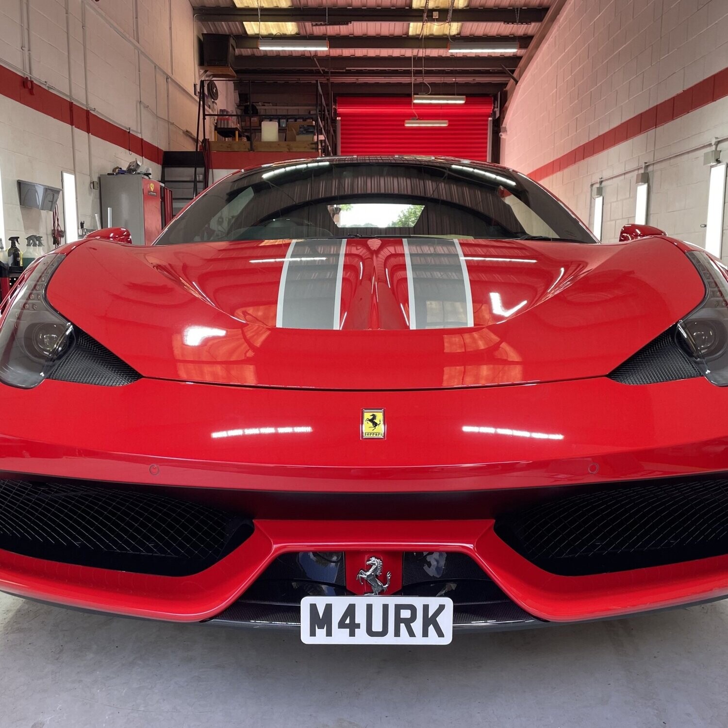 Ferrari 458 Speciale front license plate Fastener
