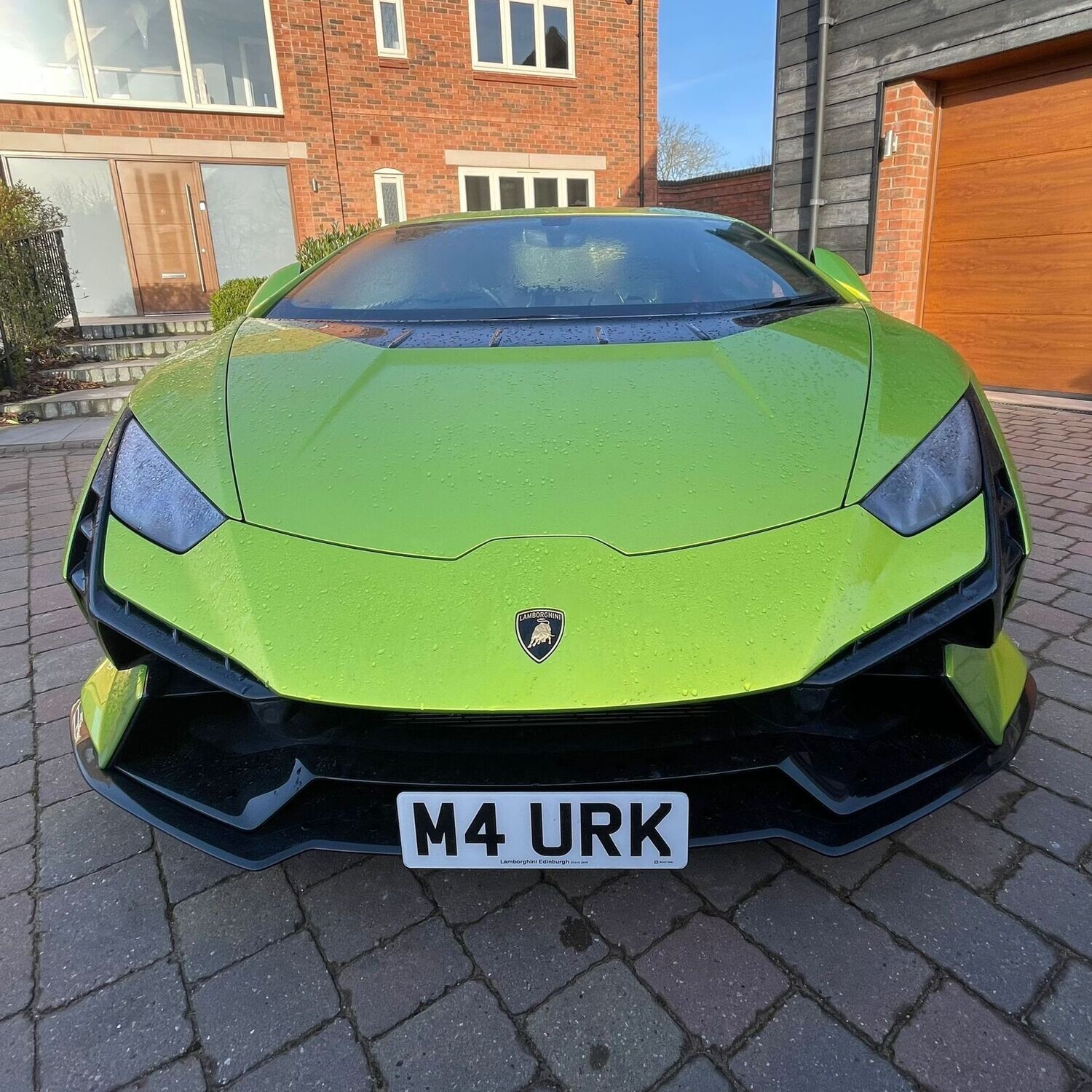 Lamborghini Huracan Tecnica front license fastener