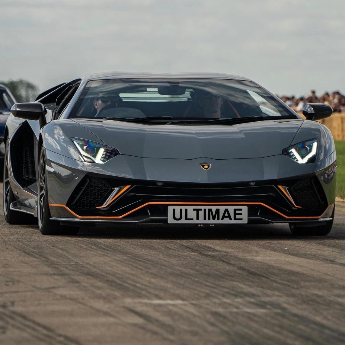 Aventador Ultimae no drill front license frame