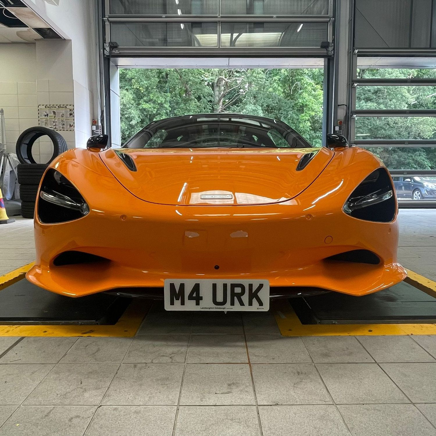 Mclaren 750S no drill front license plate bracket