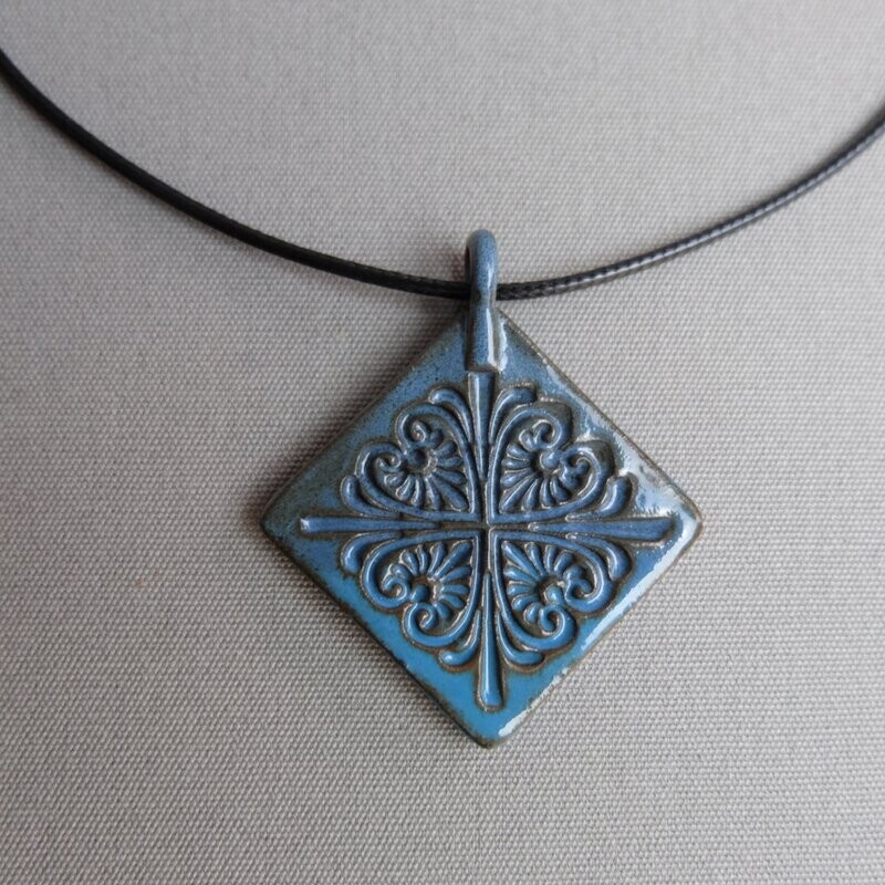 Schmuck Medaillon "Raute" blau