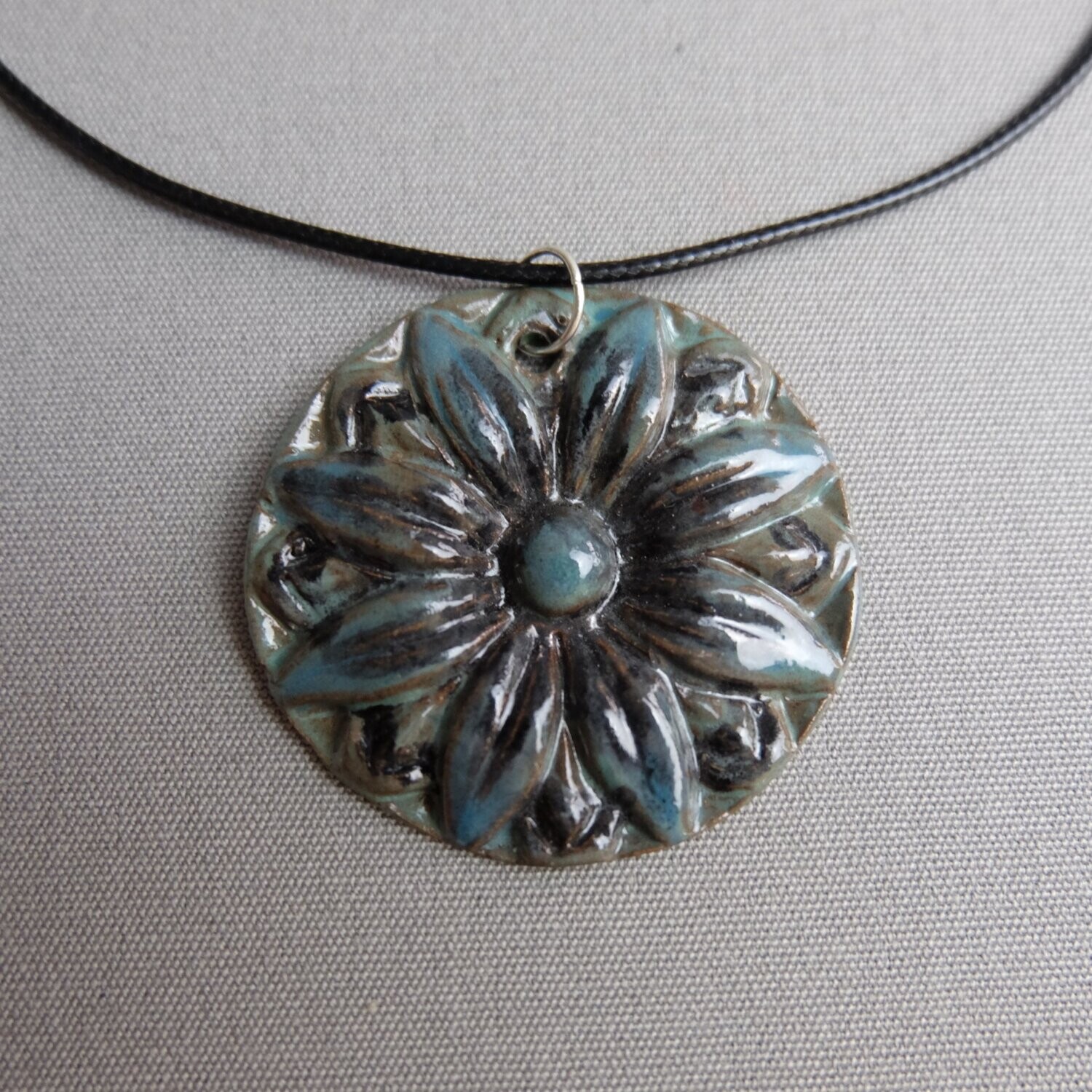 Schmuck Medaillon "Sonne" grün