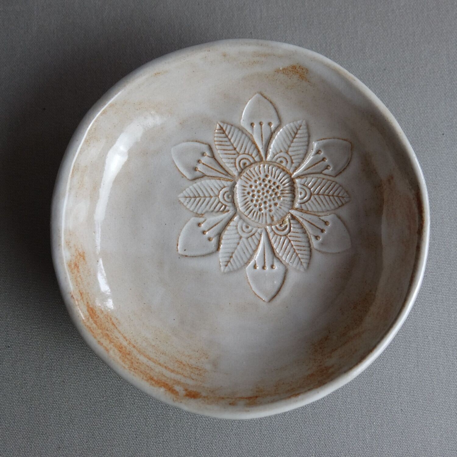 Teller mit "Füßchen"