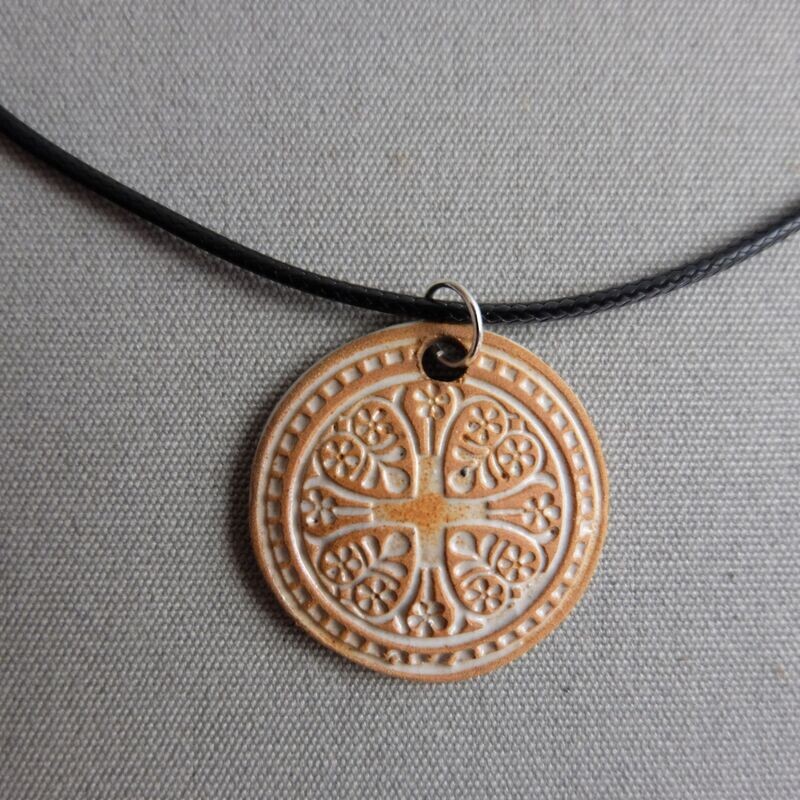 Schmuck Medaillon "Kreuz"