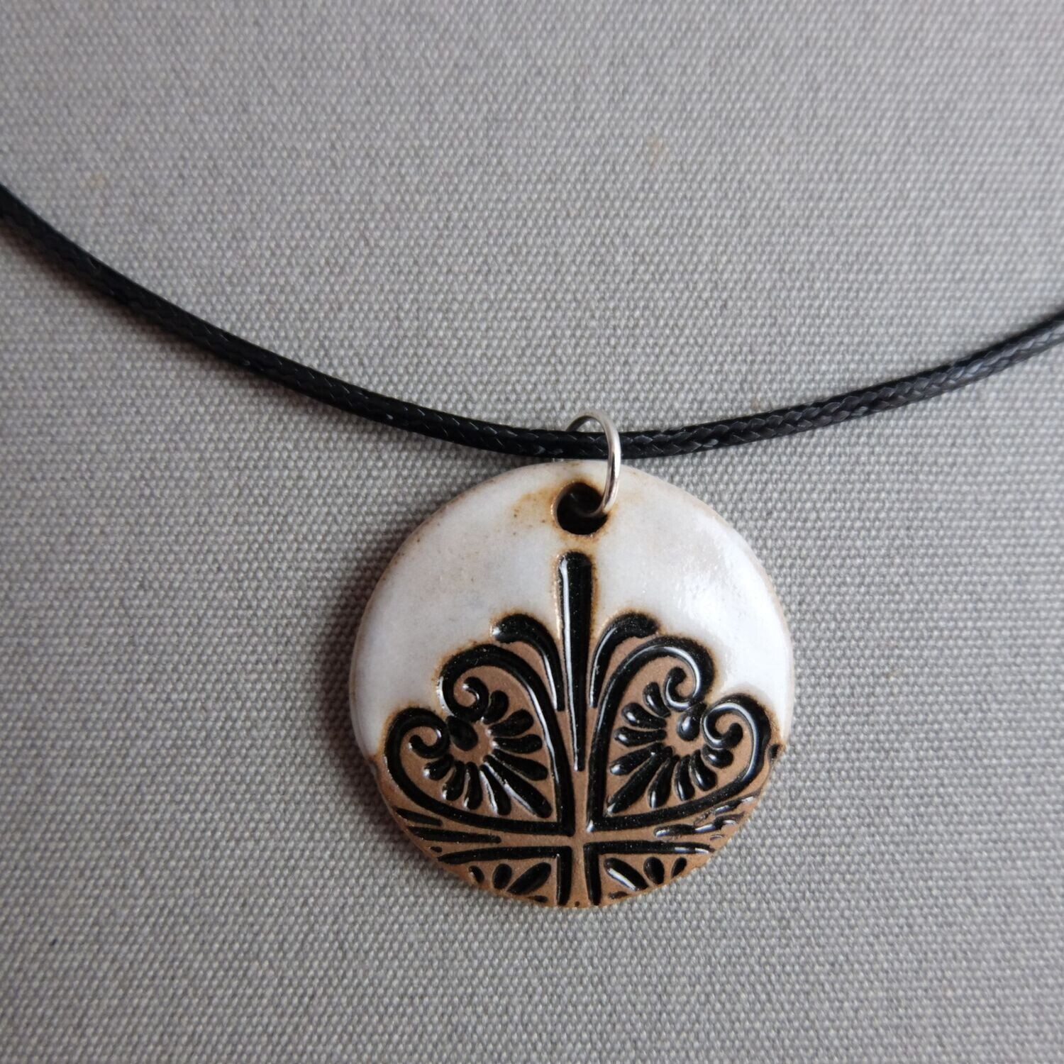 Schmuck Medaillon "Ornament" Schwarz/weiß