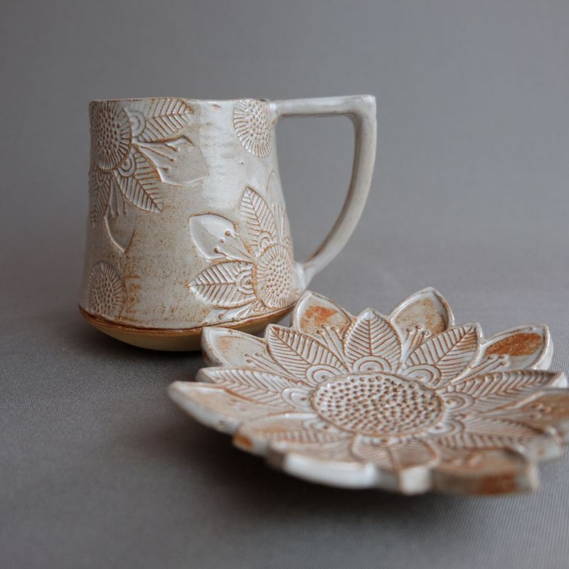 Tasse und Tellerchen "Blume"
