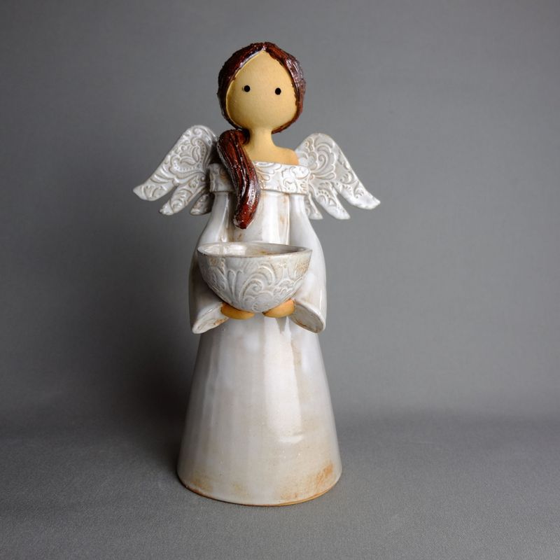 Engel mit Teelichthalter