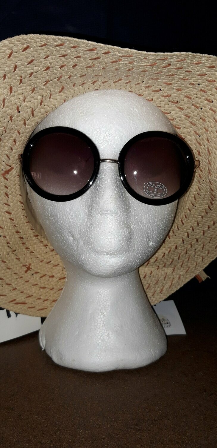 ¡¡¡ Preciosas Gafas De STRADIVARIUS Negras !!!