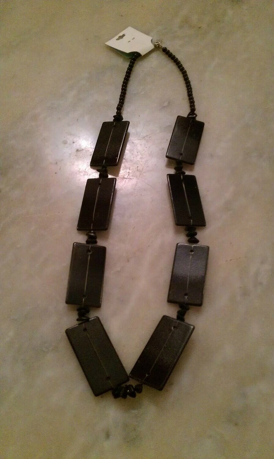 Collar AMISHADASHOP Negro