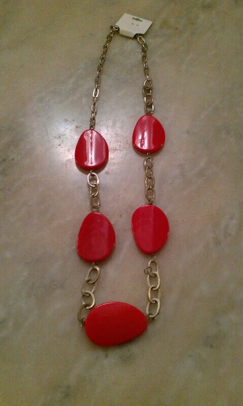 Collar AMISHADASHOP Rojo