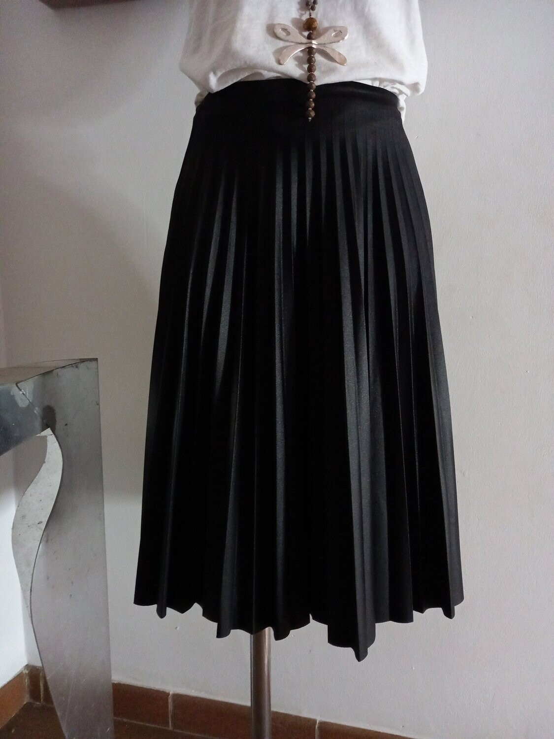 Falda BERSHKA Negra POLIPIEL, FALDA BERSHKA POLIPIEL: TALLA XS