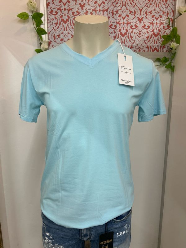 CAMISETA Hombre Cuello PICO AZUL CLARO