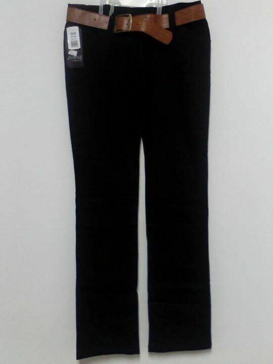 Pantalon para dama en drill bota recta o bota tubo