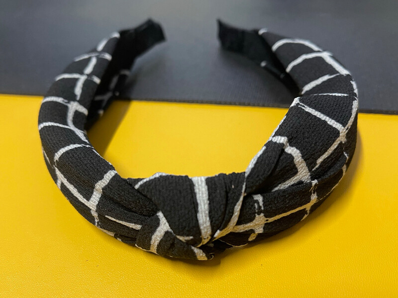 Headband : Chiffon, Style: Black Stripe