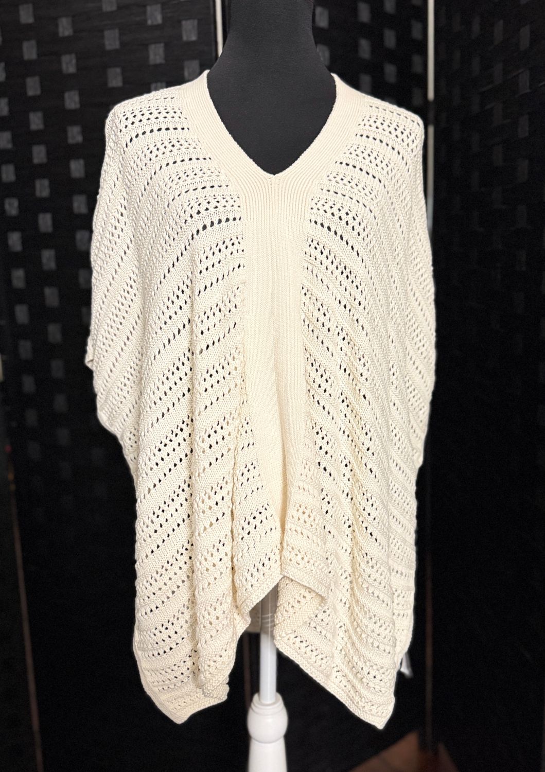 AP Quilted Pancho (XS)