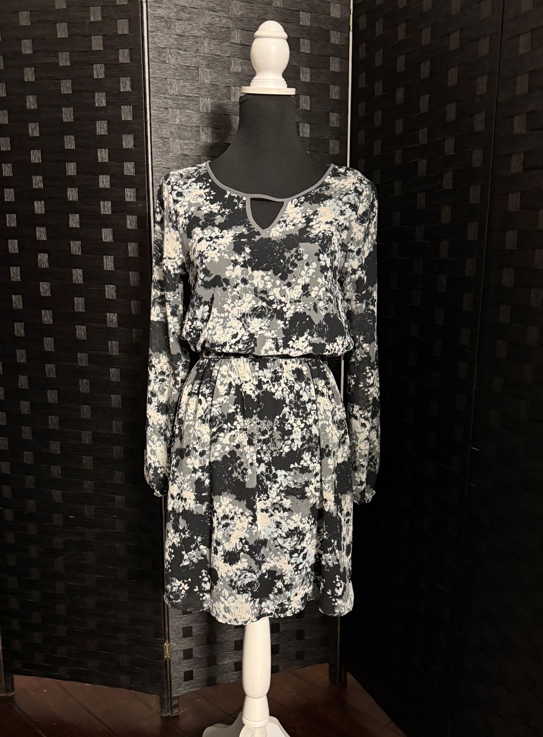 AP Long Sleeve Floral Dress