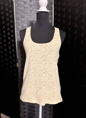 (Medium) AP Lace Sleeveless Top