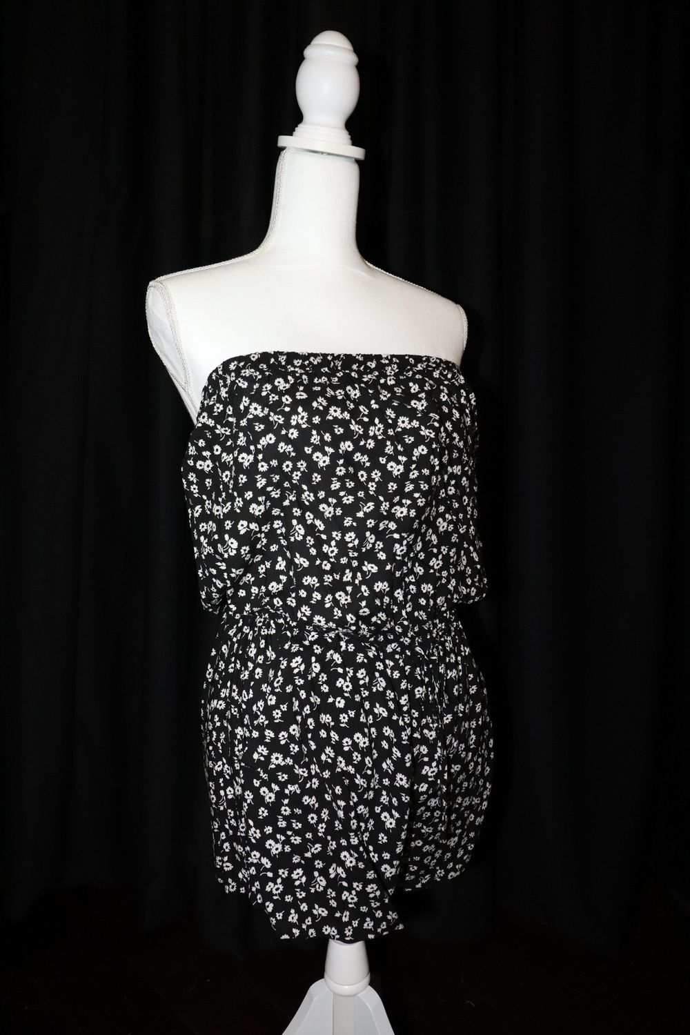 (Large) AP Floral Romper 2