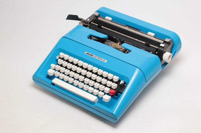 Olivetti Lettera 35 Bright Blue Typewriter