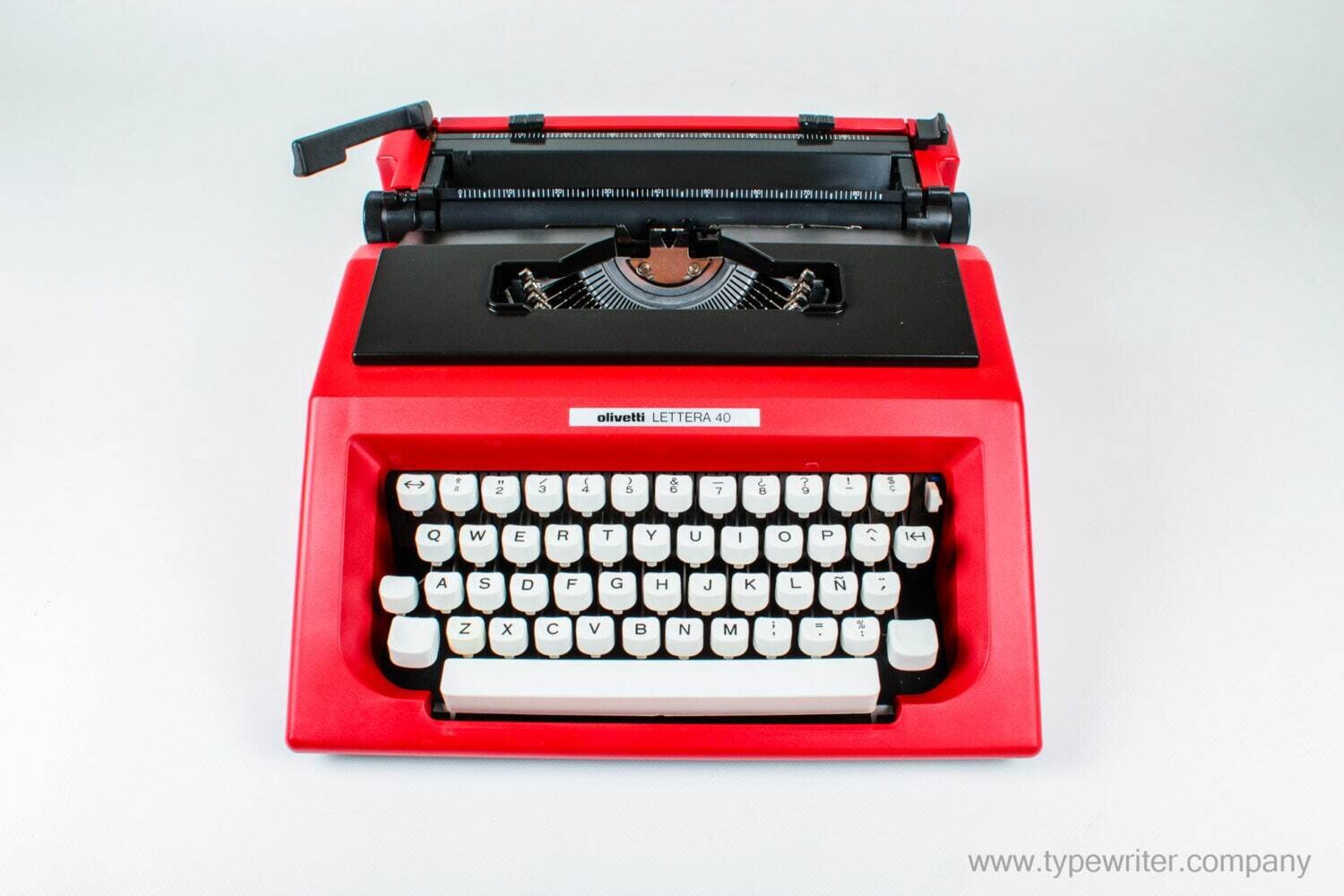 Olivetti Lettera 40/42 Red & Black Typewriter, Vintage, Mint Condition, Manual Portable, Professionally Serviced by Typewriter.Company