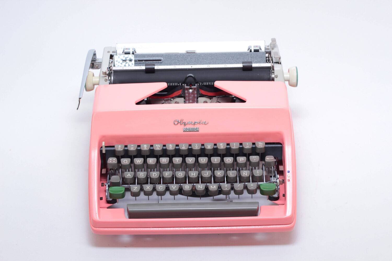Olympia SM9 Light Pink Typewriter, Vintage Manual, Perfectly Working , Professionally Serviced by Typewriter.Company