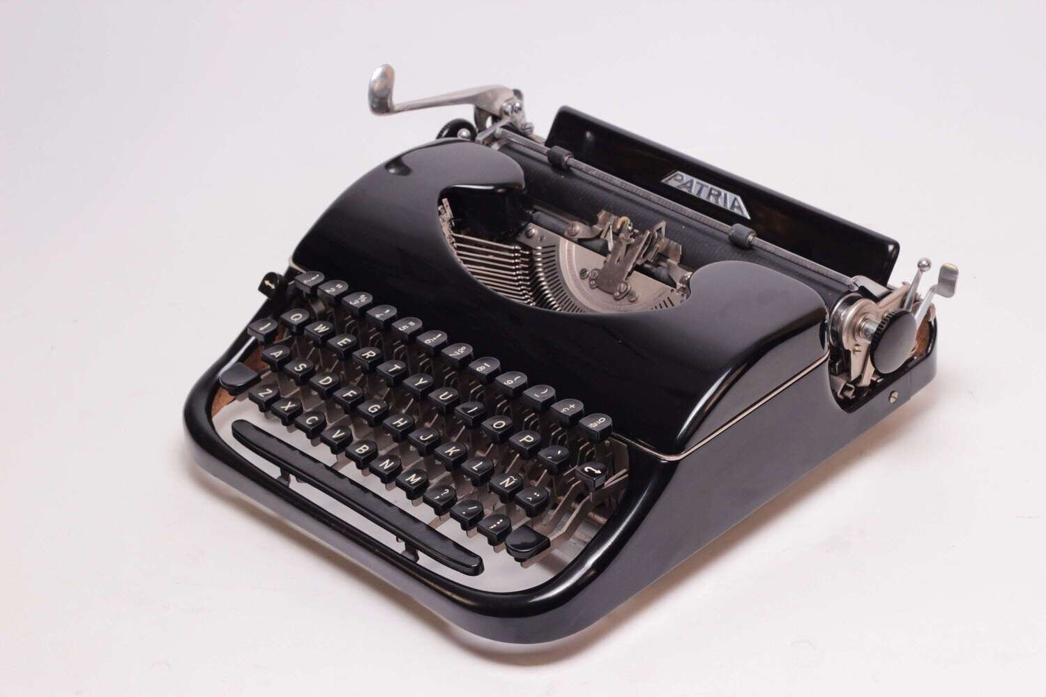 Limited Edition Patria Black Typewriter, Vintage, Mint Condition, Manual Portable, Professionally Serviced by Typewriter.Company