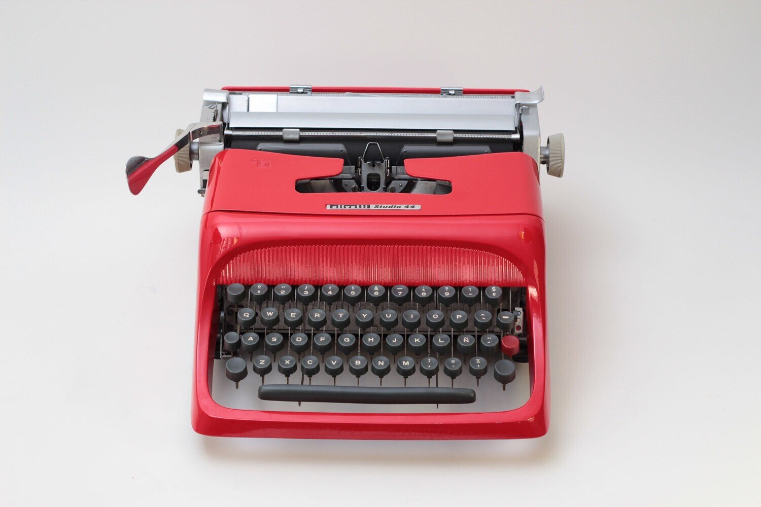 Limited Edition Olivetti Studio 44 Red Typewriter, Vintage, Mint Condition, Manual Portable, Professionally Serviced by Typewriter.Company