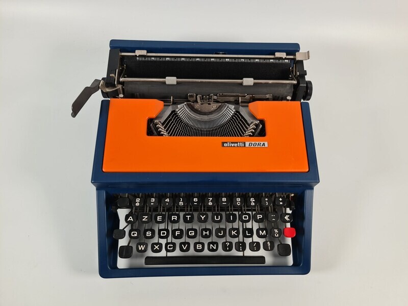 Olivetti Lettera 31 Blue/Orange Typewriter, Vintage, Manual Portable, Professionally Serviced by Typewriter.Company