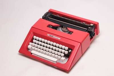 Olivetti Lettera 25 College Red Typewriter, Vintage, Manual Portable, Professionally Serviced by Typewriter.Company