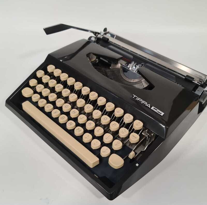 CURSIVE FONT Tippa S Black Vintage, Manual, Typewriter, Professionally Serviced