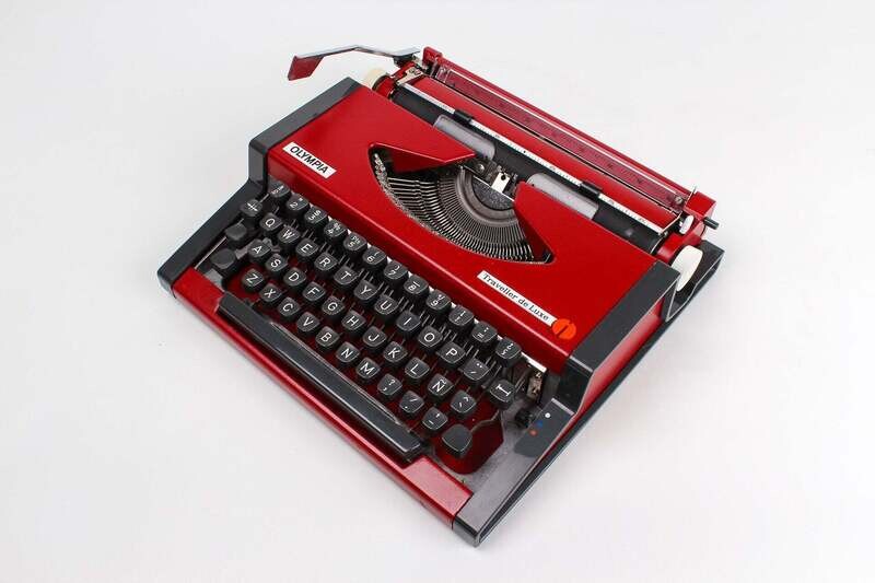 Olympia Traveller De Luxe Cherry Red Vintage Typewriter, Serviced