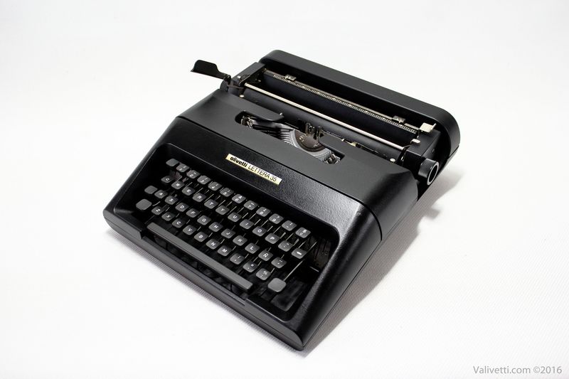 Olivetti Lettera 35 Matte Black Vintage, Manual Typewriter, Serviced