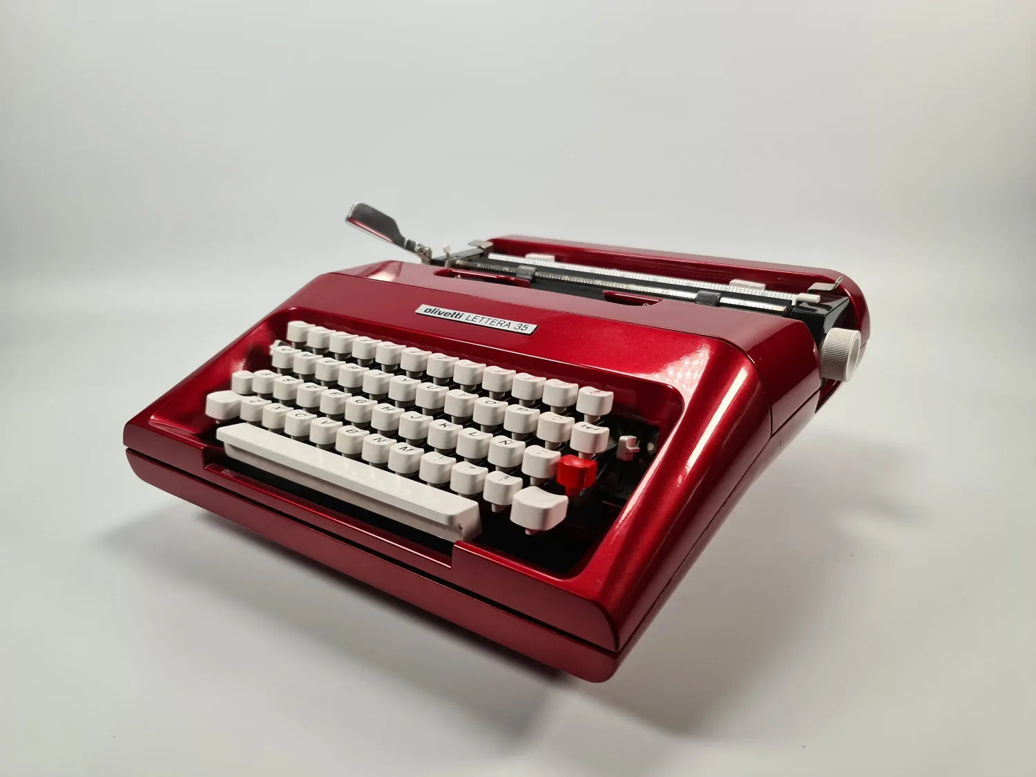 Olivetti Lettera 35 Glossy Burgundy Manual Vintage Typewriter, Serviced