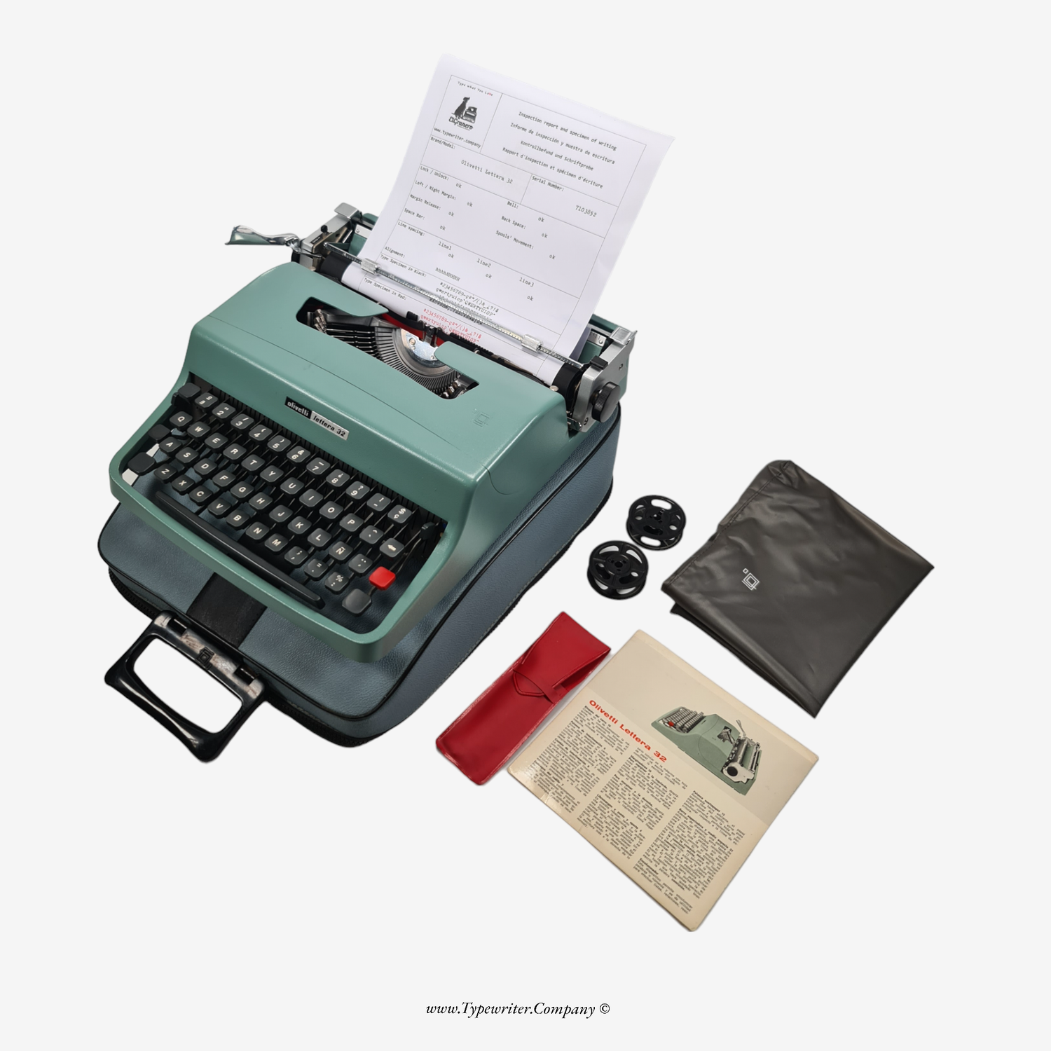 Olivetti Lettera 32 Typewriter, Vintage Manual, with Accessories, QWERTY Keyboard