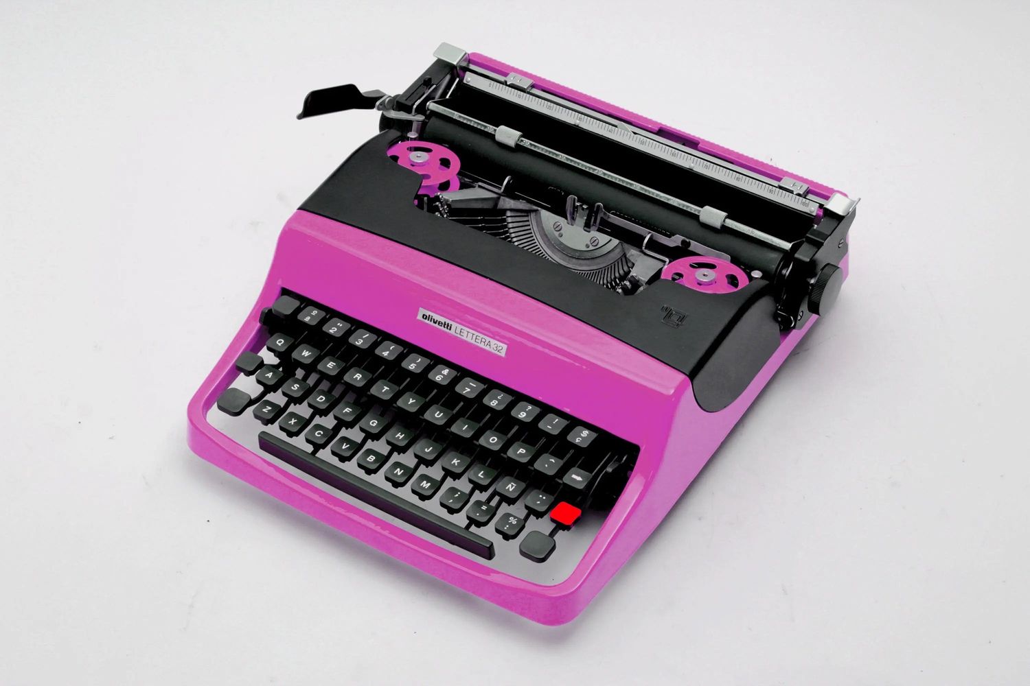 Olivetti Lettera 32 Custom Color Typewriter, Vintage, Manual Portable