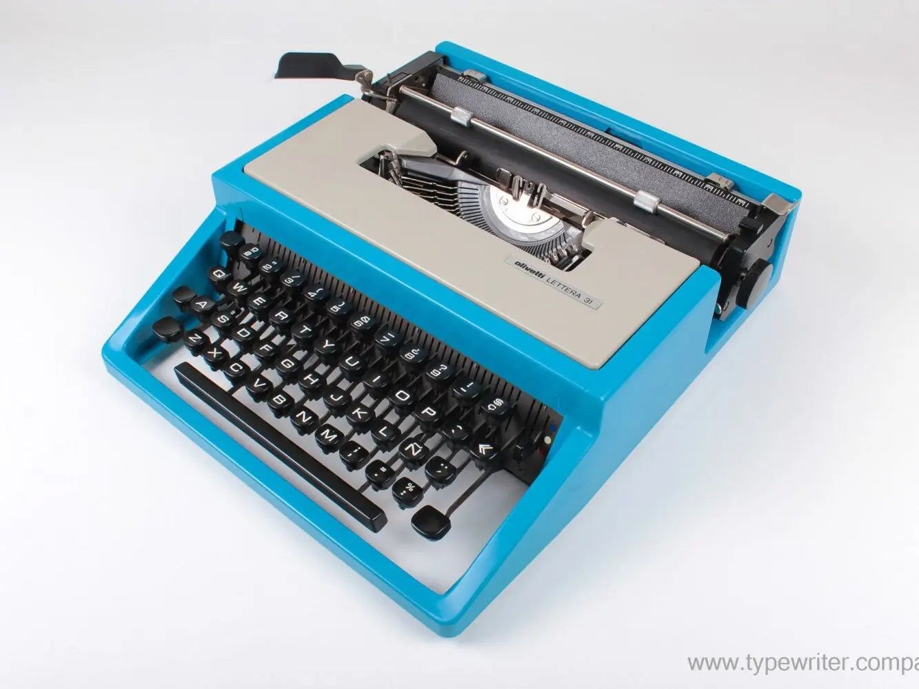 Olivetti Lettera 31/ Dora Typewriter, Vintage Manual Portable Serviced