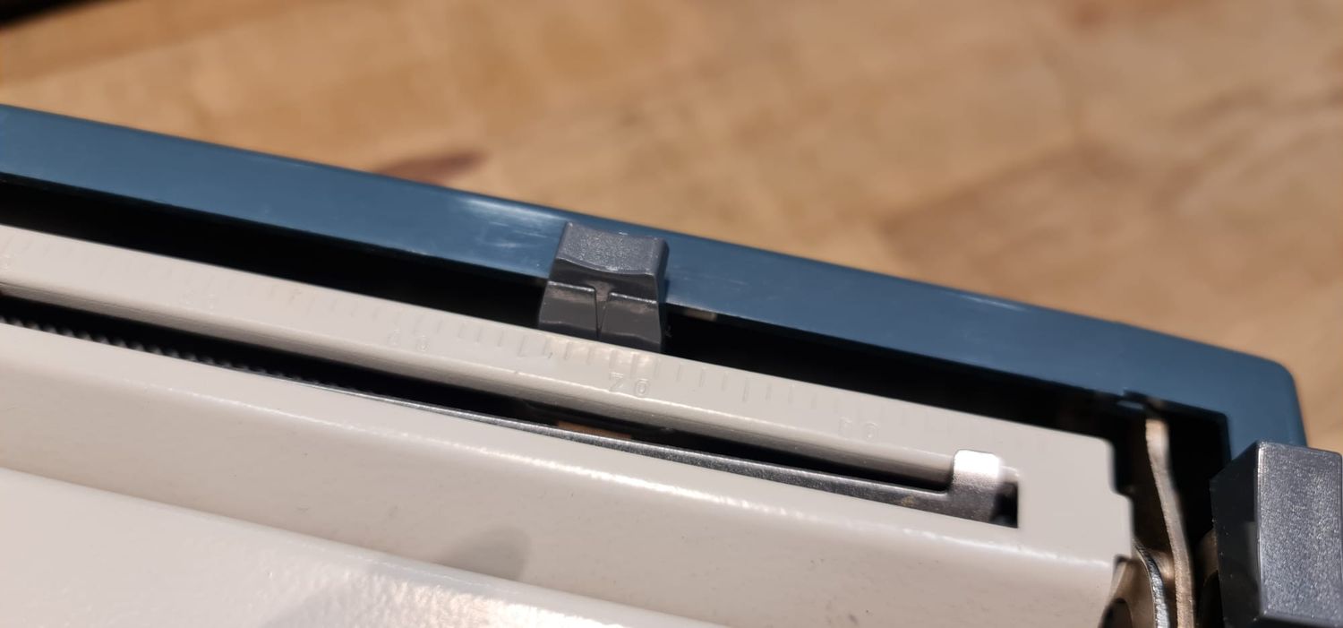 Erika 155 plastic tabulator cover