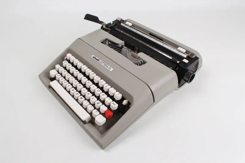 Olivetti Lettera 35i Gray Typewriter, Vintage, Manual Portable, Professionally Serviced by Typewriter.Company