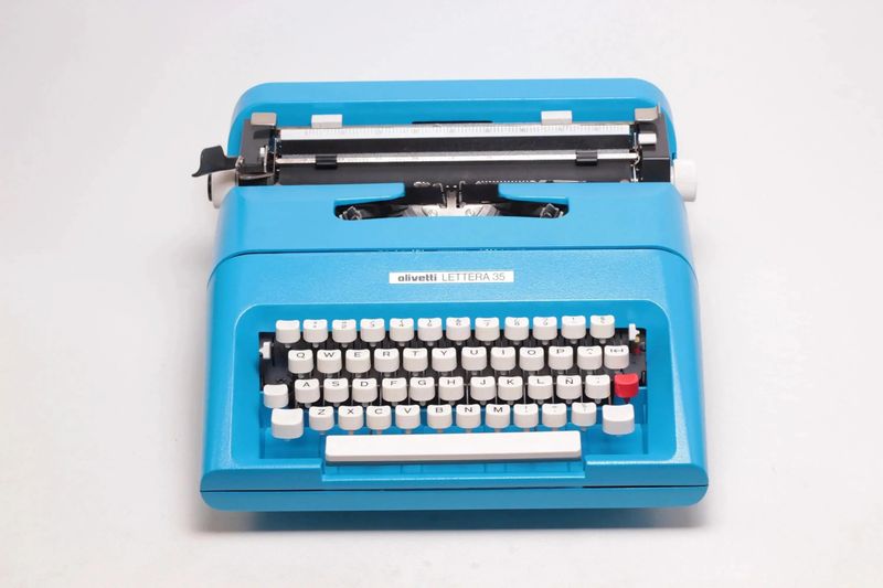 Olivetti Lettera 35 Blue Typewriter, Vintage, Mint Condition, Refurbished