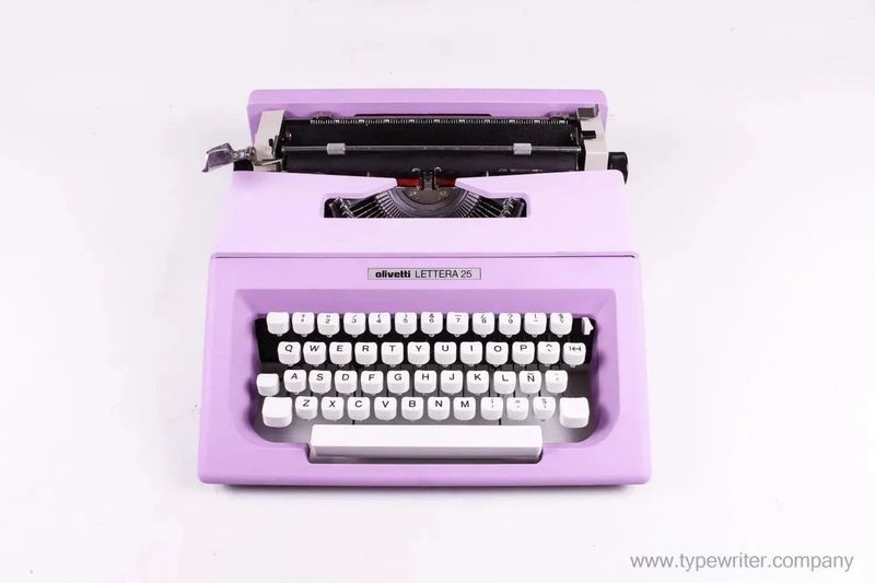 Olivetti Lettera 25 Lilac, Vintage Manual Typewriter, Refurbished