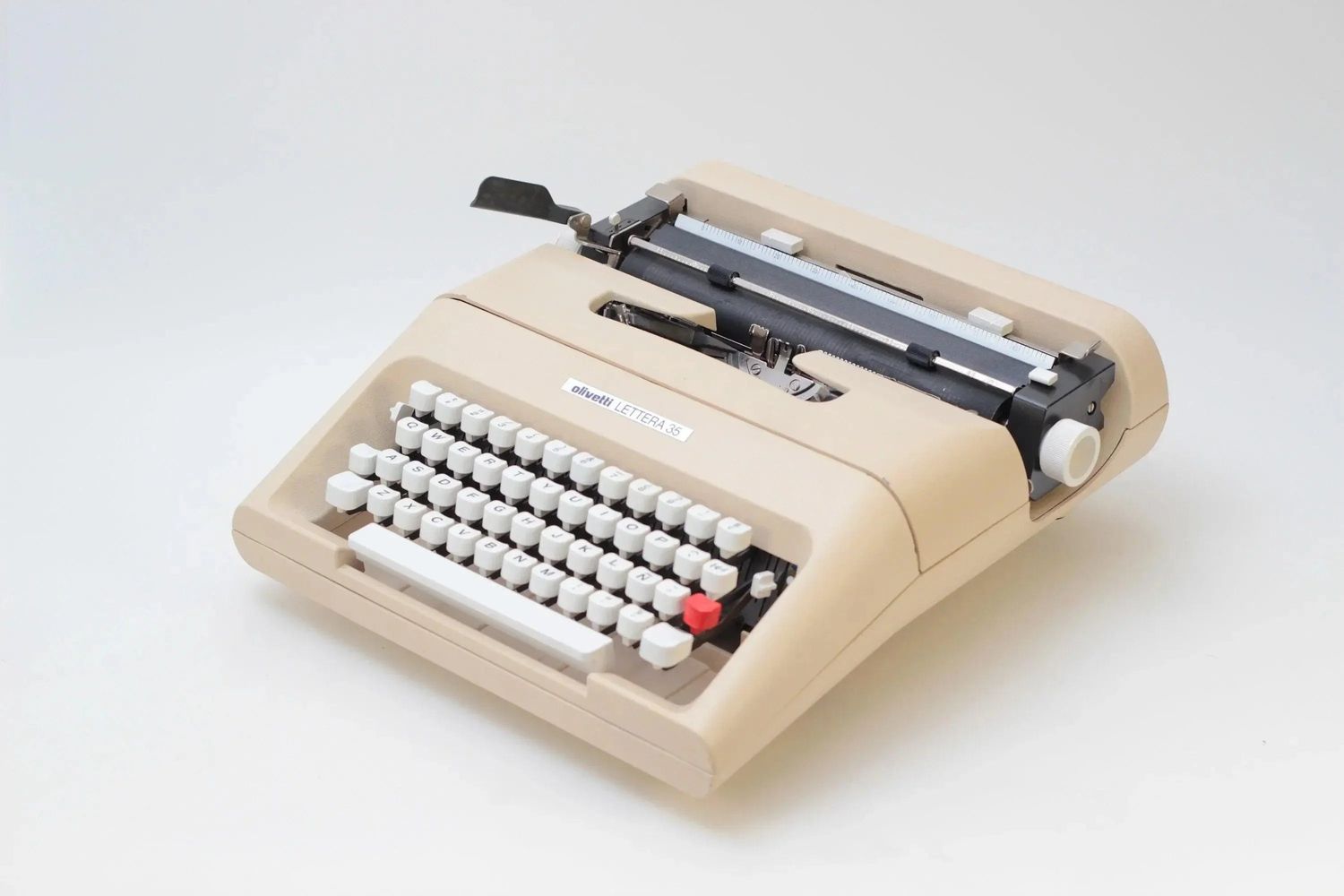 Olivetti Lettera 35 Beige, Vintage Manual Typewriter, Restored