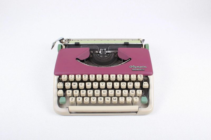 SOLD! Olympia Splendid Burgundy, Vintage Manual Typewriter, Restored