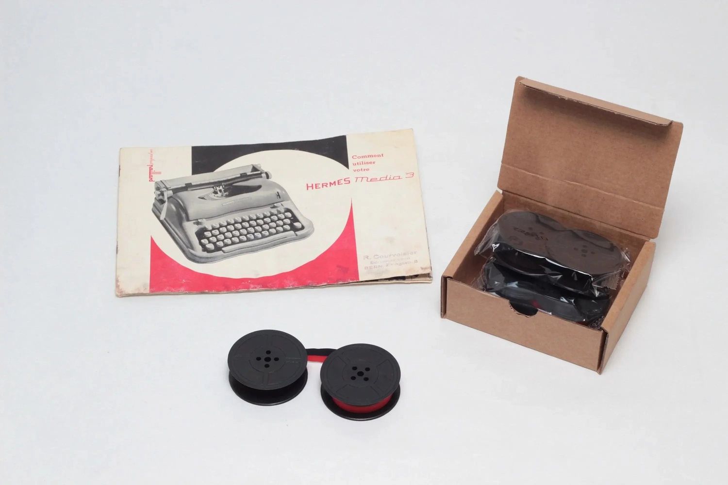 New Universal Typewriter Ink Ribbon for Hermes Media 3 (round top)
