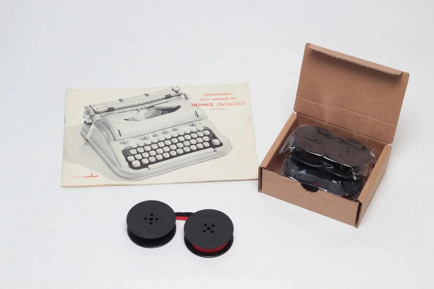 New Universal Typewriter Ink Ribbon for Hermes 3000 (round top)