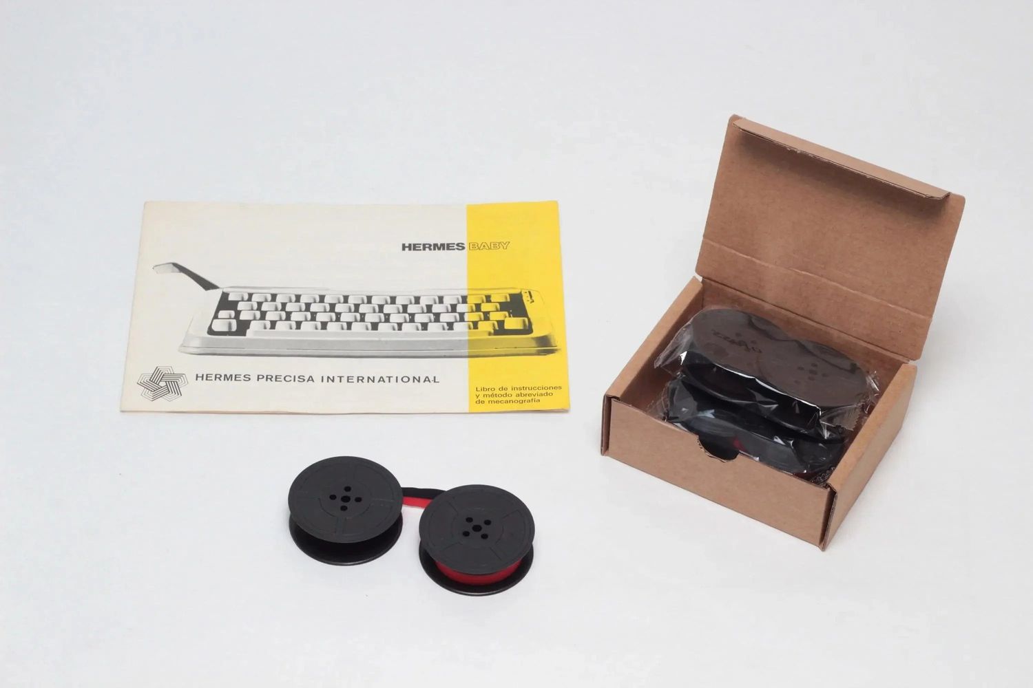 New Universal Typewriter Ink Ribbon for Hermes Baby (plastic 1970s)